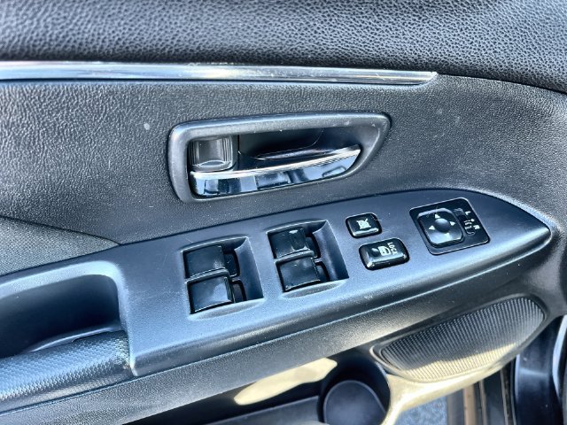Used 2018  Mitsubishi 2.0 LE image 17