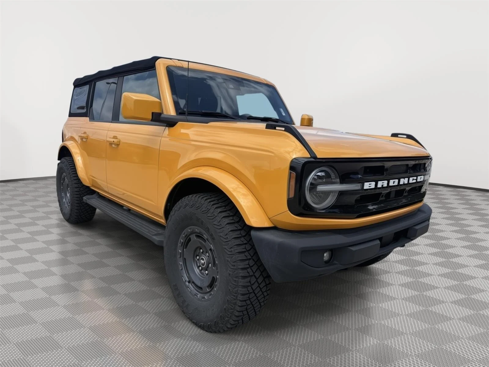 2021 Ford Bronco Outer Banks 4x4's photo