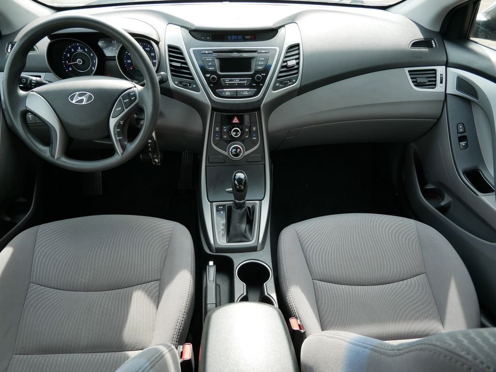 Used 2014 Gray Hyundai SE image 13