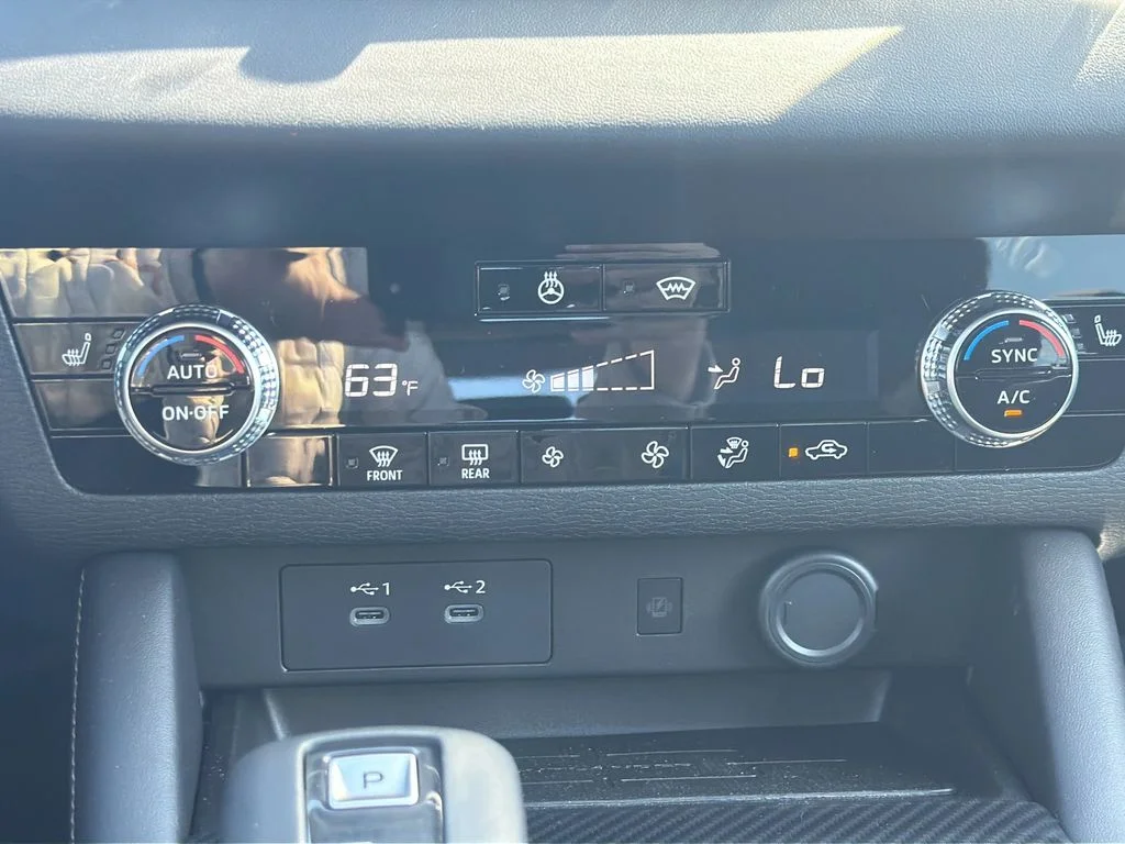 New 2026 White Diamond Mitsubishi TRAIL EDITION AWD image 20