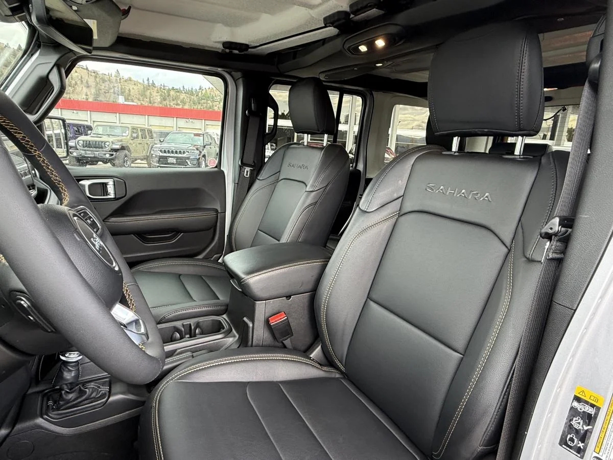 Used 2024 Silver Jeep Sahara 4xe image 11