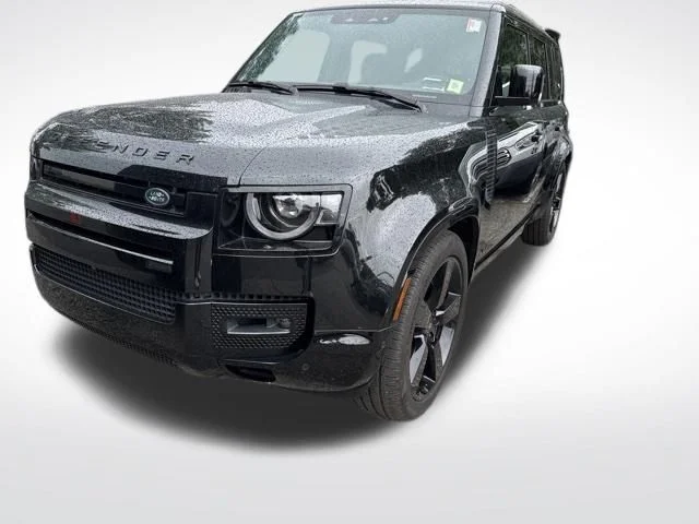 Certified Used 2024 Black Land Rover V8 image 6