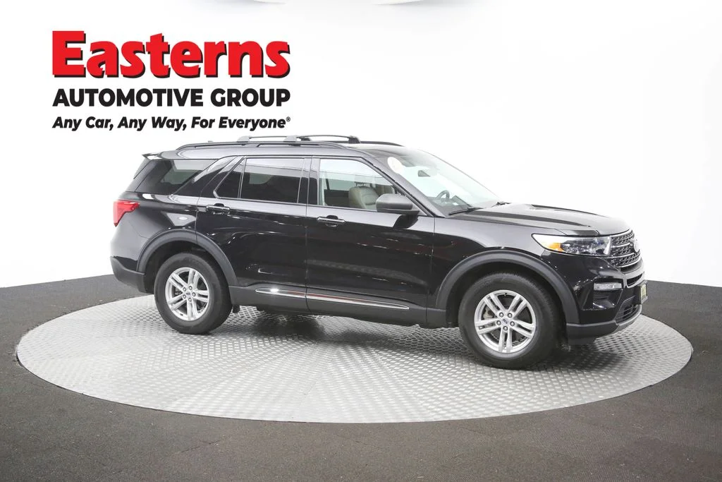Used 2022 Black Ford XLT image 46