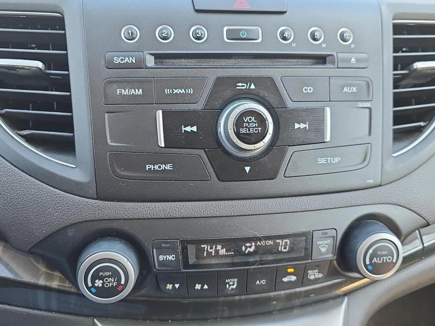 Used 2013  Honda EX-L image 18