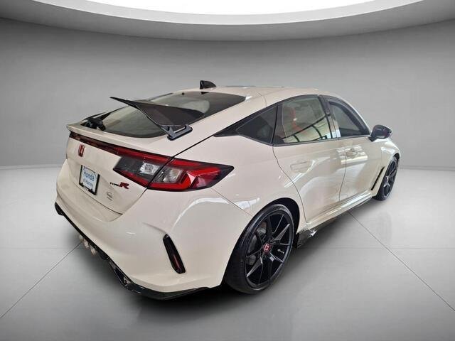 New 2026 Championship White Honda Type R image 5
