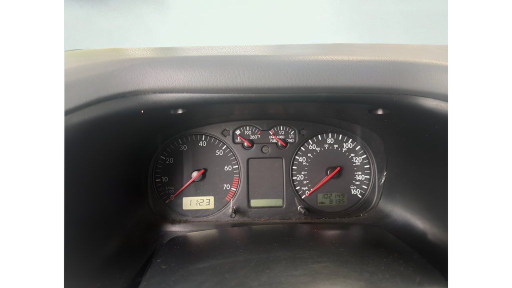 Used 2001  Volkswagen GLS image 13
