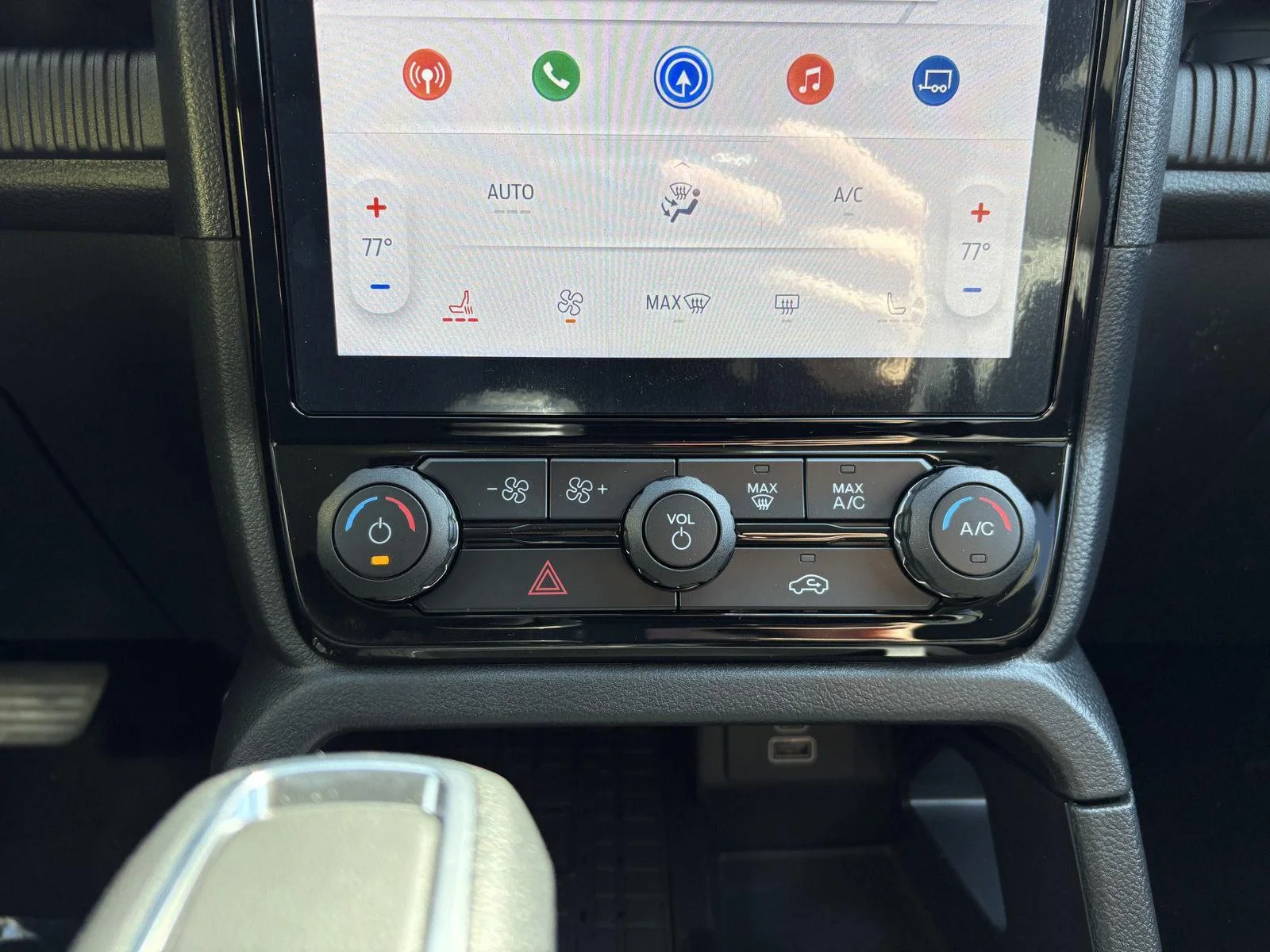 New 2026 Avalanche Ford XLT image 16