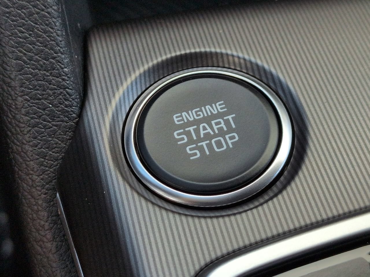 New 2027 Wolf Gray Kia EX image 34