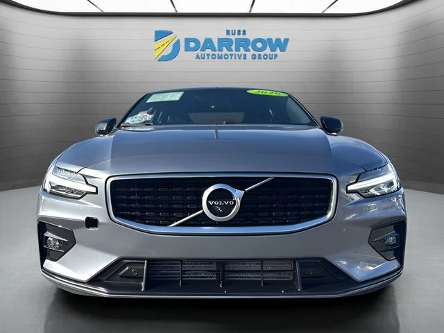 Used 2020 Gray Volvo T5 R-Design image 8