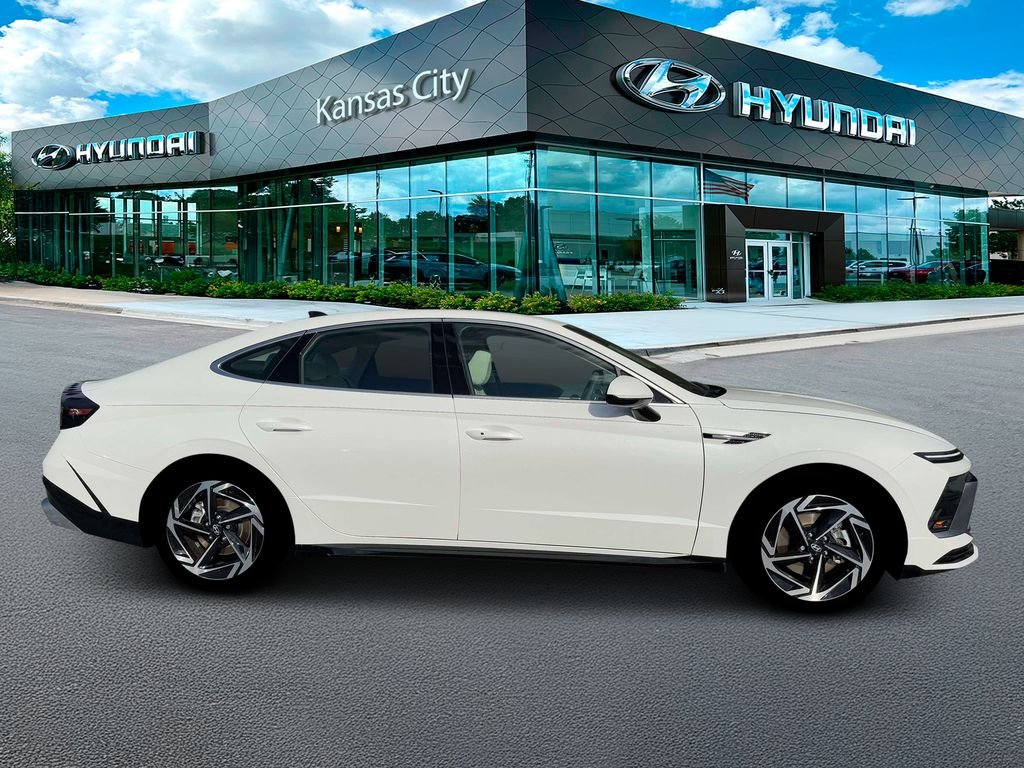 New 2026 Serenity White Hyundai SEL Sport image 9