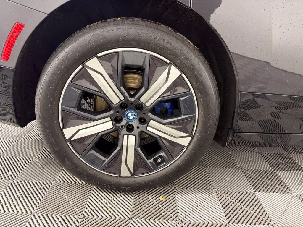 Certified Used 2024 Gray BMW xDrive50 image 12