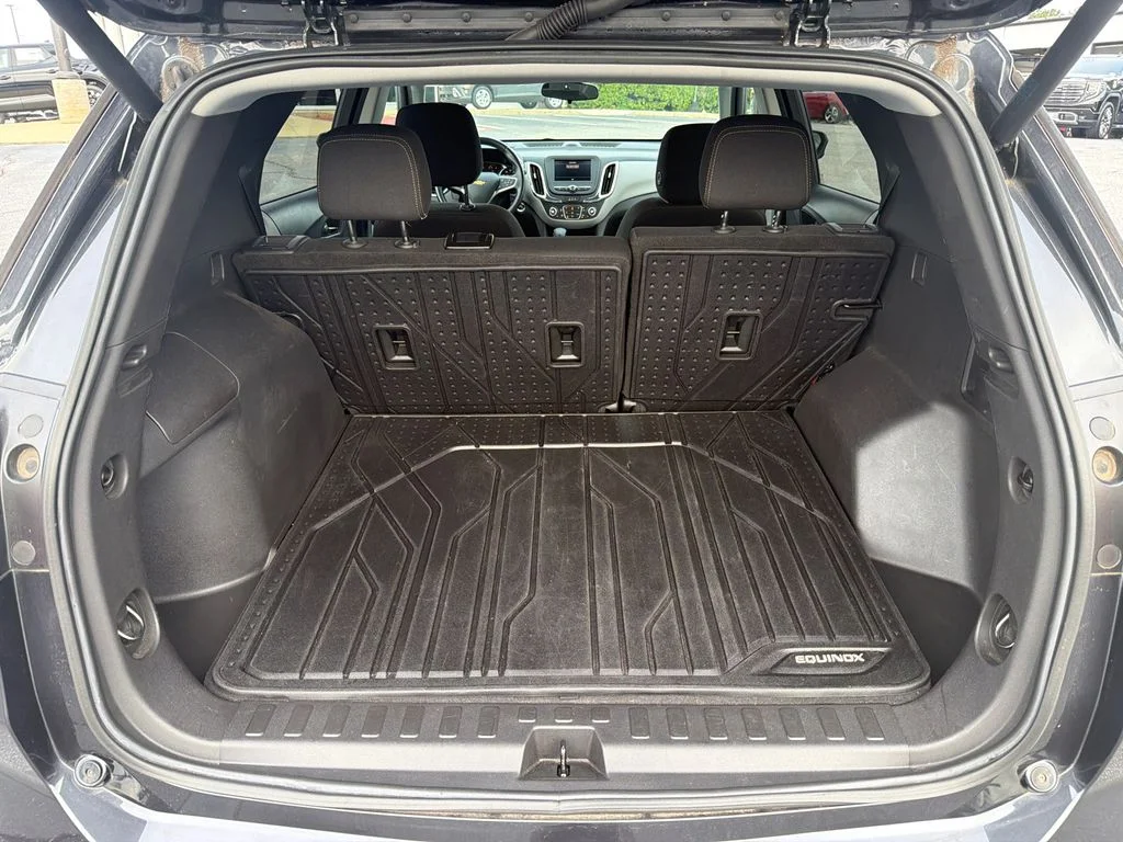 Used 2022 Gray Chevrolet LT image 18