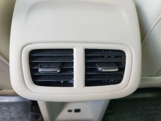 Used 2023 Red Buick Essence image 20