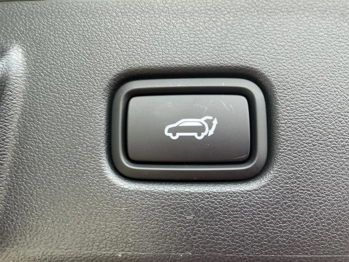 New 2026 Grey Hyundai Preferred image 40