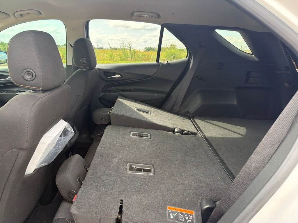 Used 2019 Iridescent Pearl Tricoat Chevrolet LT image 11