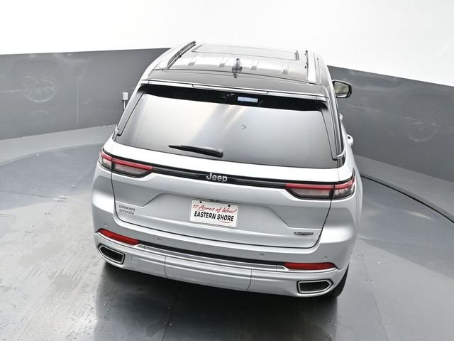 Used 2023 Silver Jeep Summit image 43