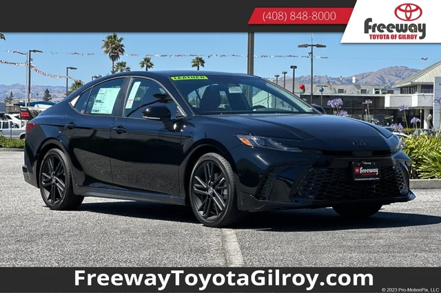 2026 Toyota Camry SE Nightshade