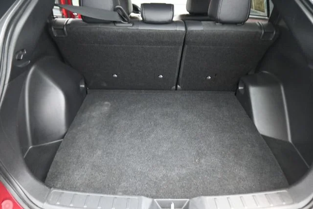 Used 2024  Mitsubishi SE image 25