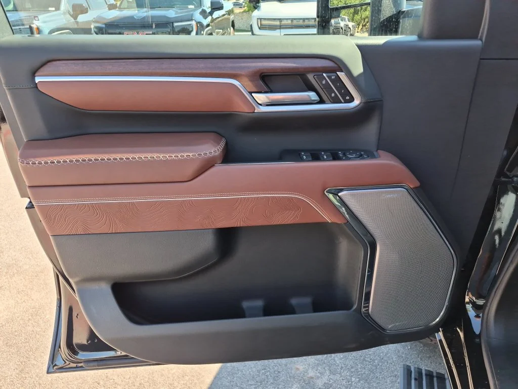 New 2026 GMC Sierra 2500 HD Denali Ultimate, photo 16