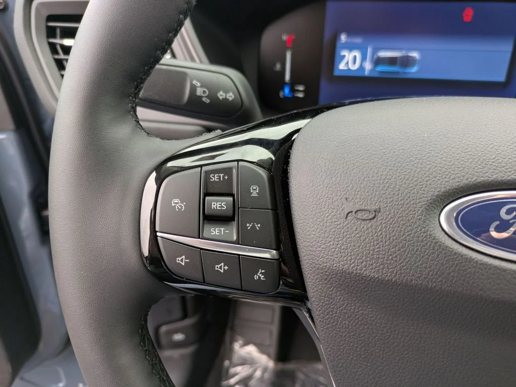 New 2024 Vapor Blue Metallic Ford Plug-in Hybrid image 27