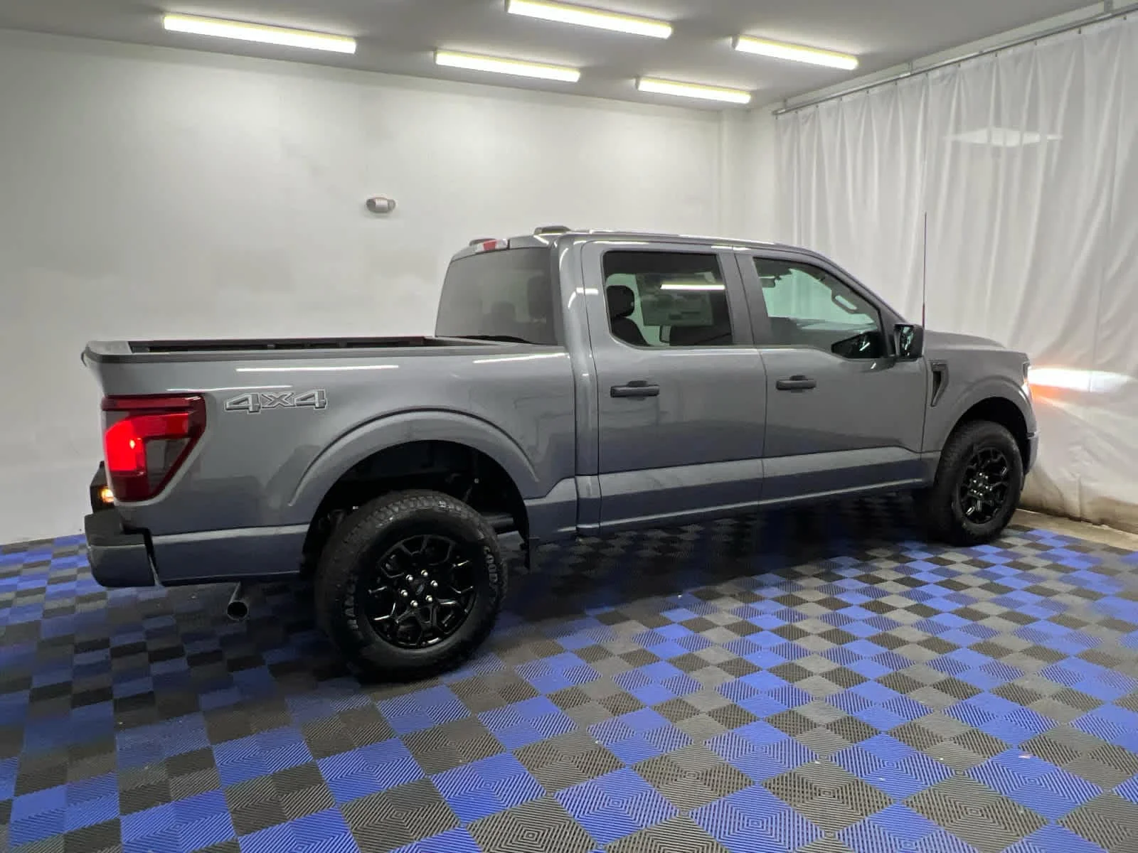 New 2026 Carbonized Gray Metallic Ford STX 4WD Supercrew 5.5 Box image 5
