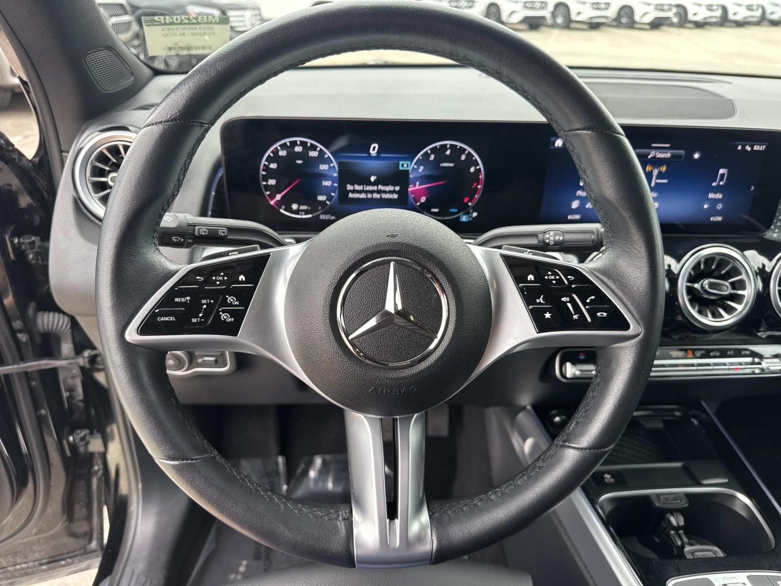 Certified Used 2025 Black Mercedes-Benz GLB 250 image 21