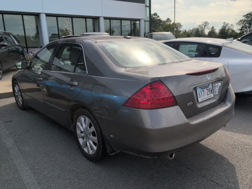 Used 2007 Gray Honda EX-L image 5
