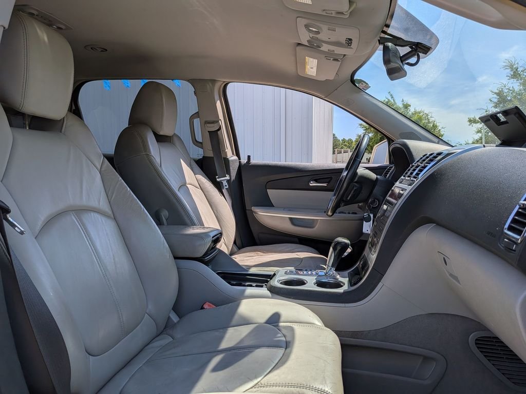 Used 2008 White GMC SLT-1 image 28