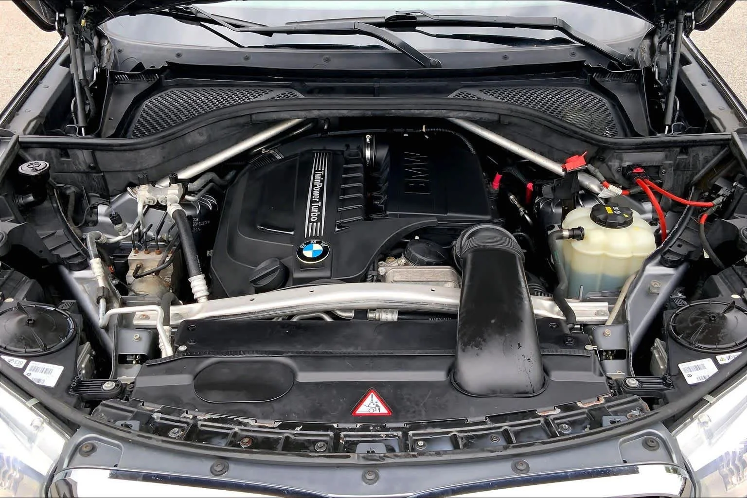 Used 2016 Space Gray Metallic BMW xDrive35i image 28