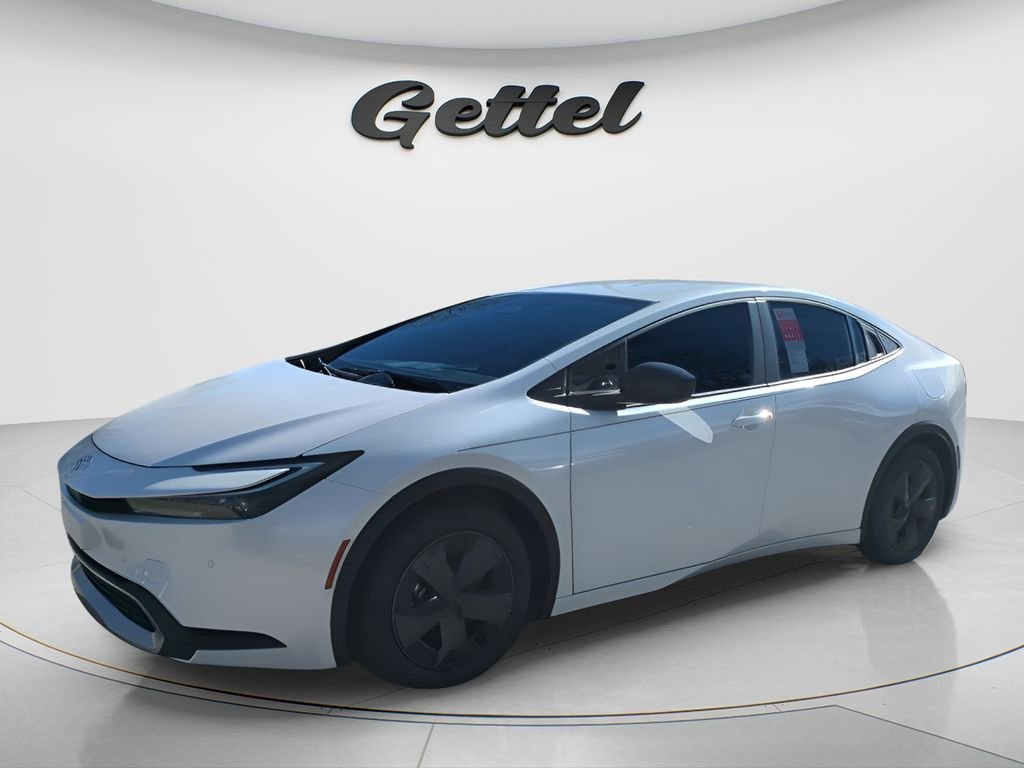 New 2026 Wind Chill Pearl <sup>1</sup> Toyota  SE image 2