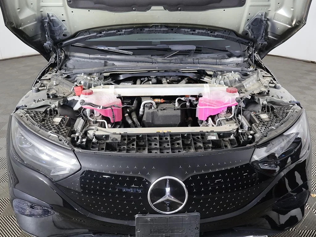 Used 2023 Black Mercedes-Benz 500 Sedan image 20