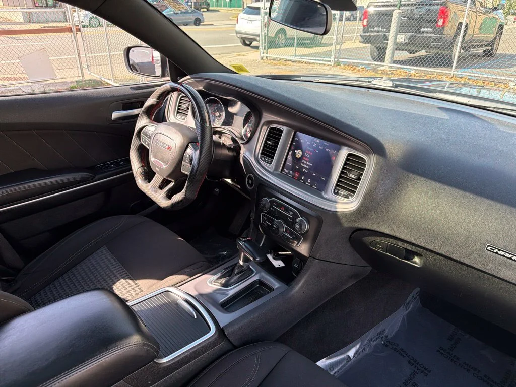 Used 2023 Gray Dodge SXT image 14