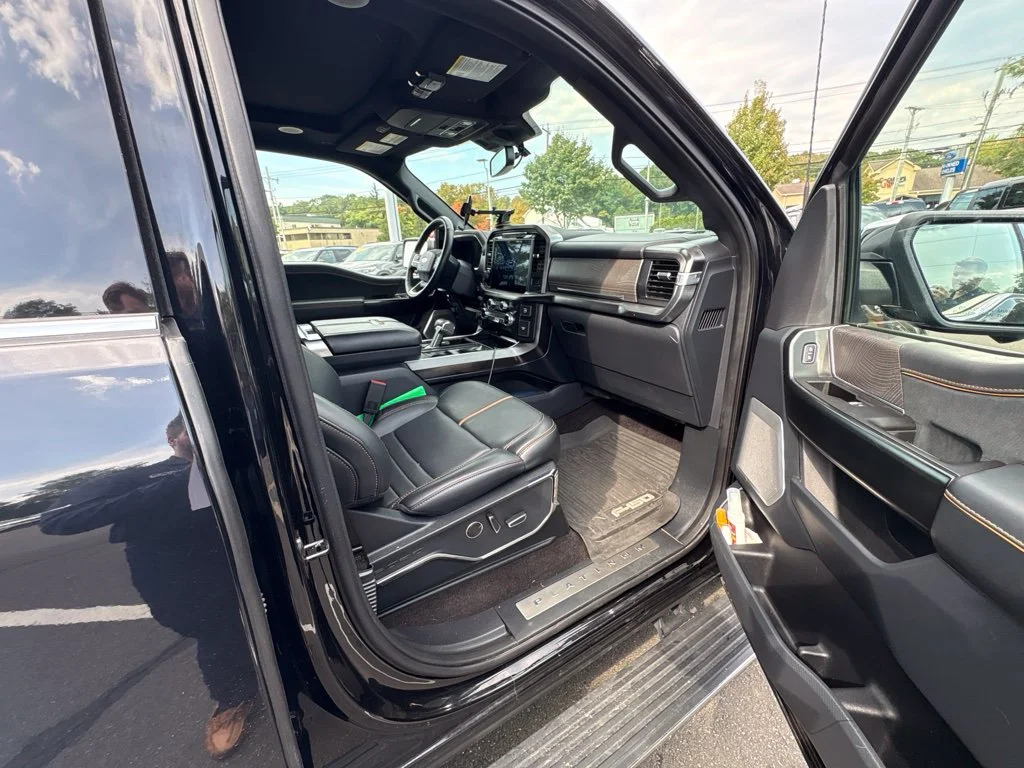Used 2022 Black Ford Platinum image 15