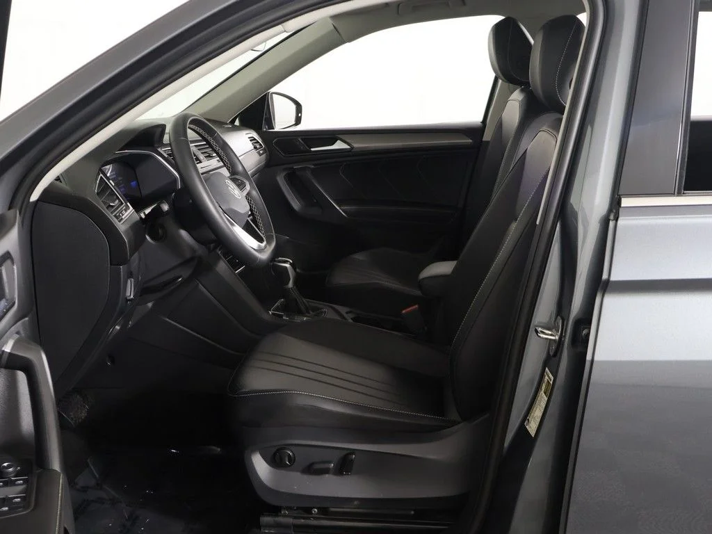Used 2023 Gray Volkswagen 2.0T SE image 27