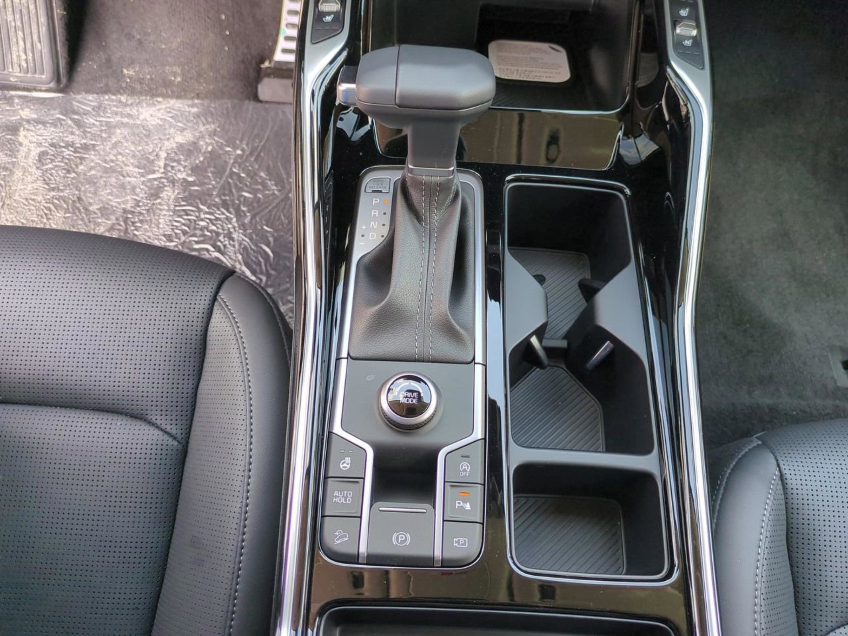 New 2026 Ebony Black Kia SX image 22