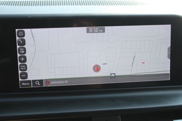 Used 2024 White Kia S image 6