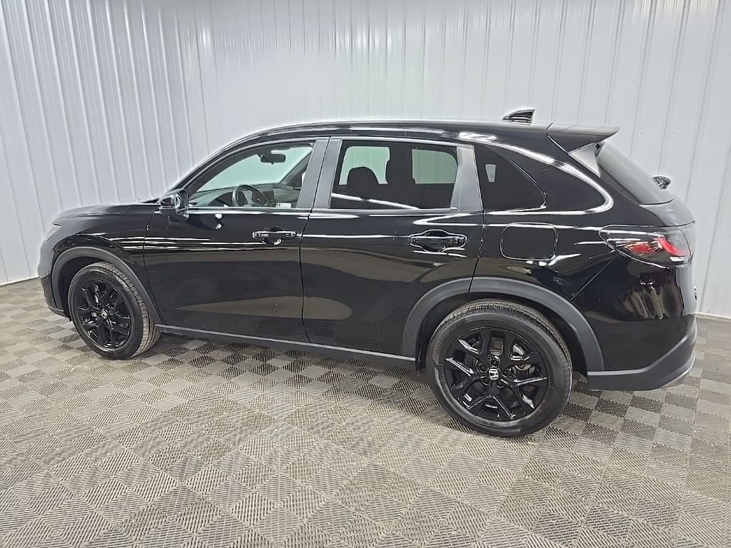 Used 2023 Black Honda Sport image 4