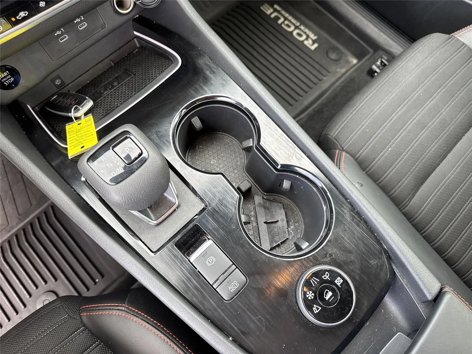 Used 2025 Everest White Pearl Nissan Rock Creek image 25