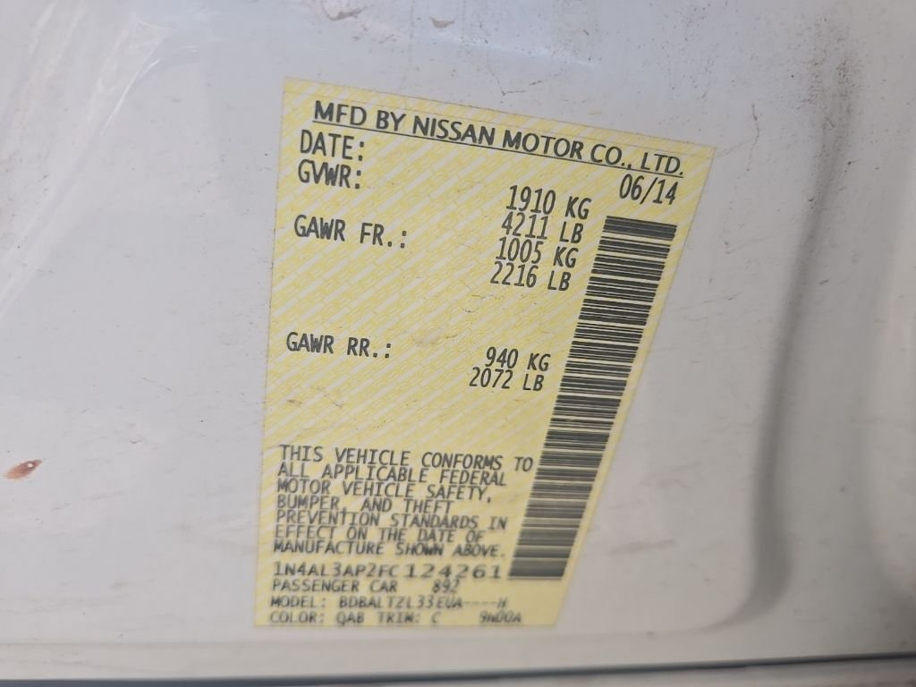 Used 2015 White Nissan 2.5 SL image 9