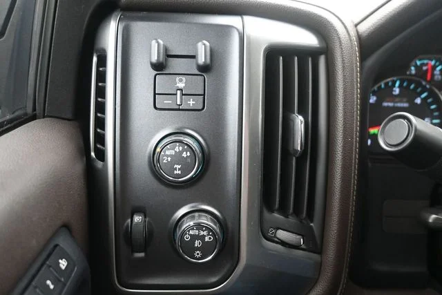 Used 2014 Black Chevrolet LTZ image 23
