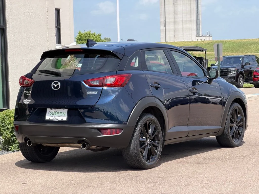 Used 2017 Blue Mazda Touring image 5