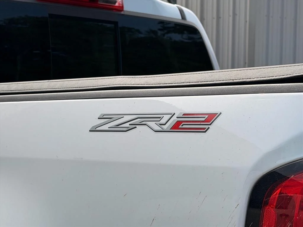 Used 2021 White Chevrolet ZR2 image 11