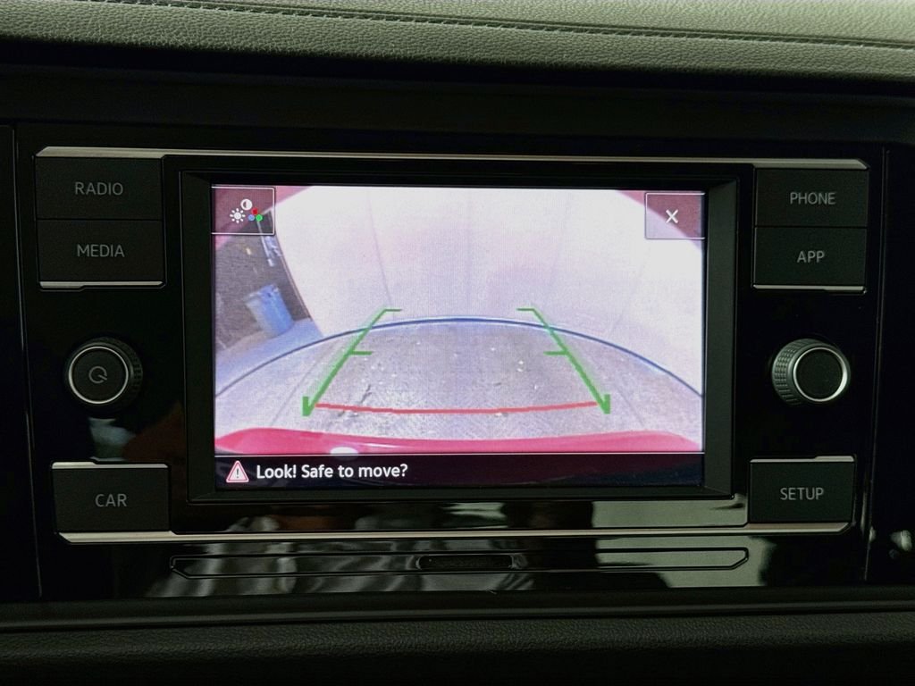 Used 2019 Tornado Red Volkswagen S image 5