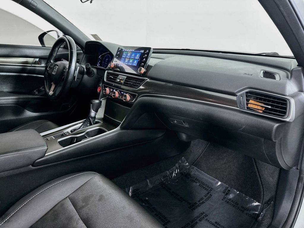 Certified Used 2020 Platinum White Pearl Honda Sport image 27