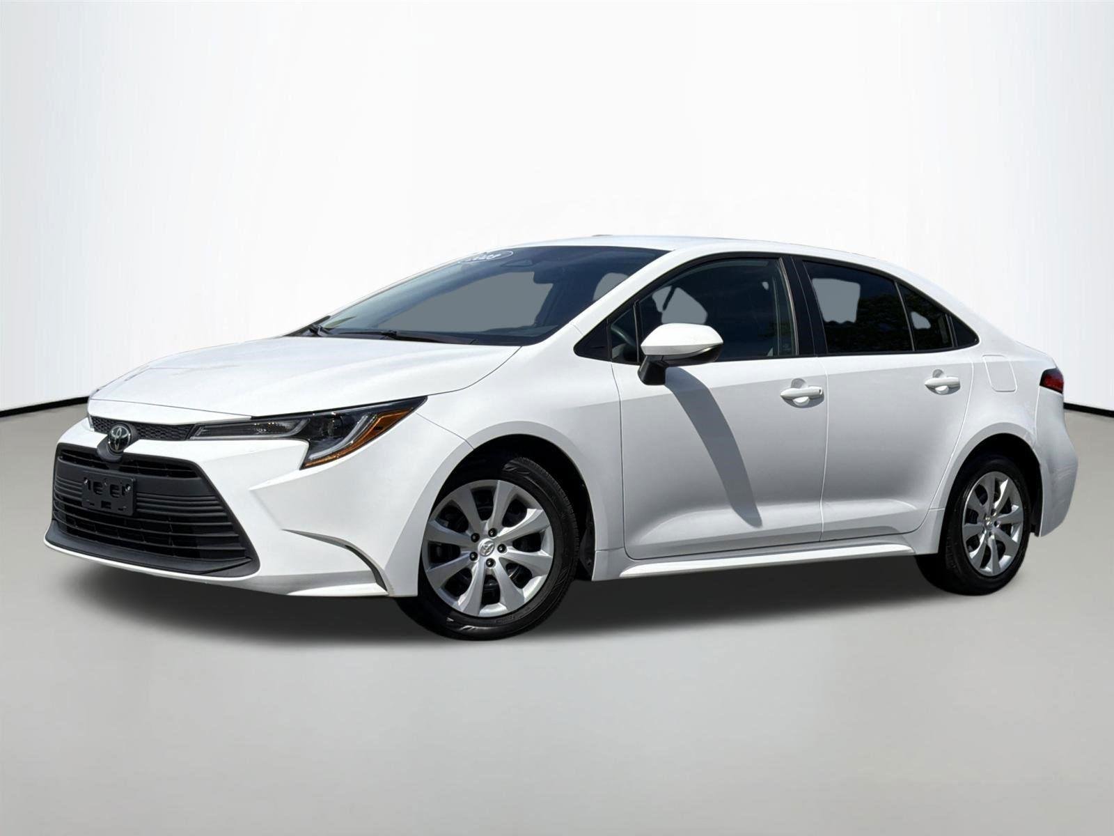 Used 2023 Ice Cap Toyota LE image 1