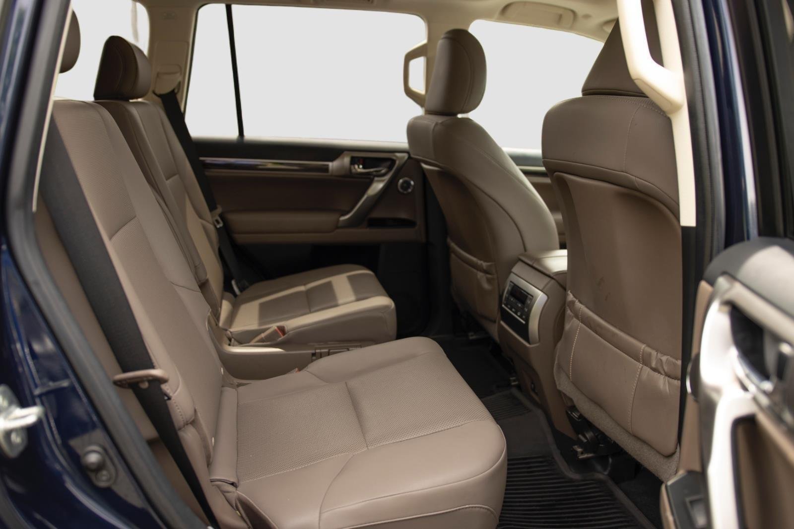 Used 2022 Blue Lexus GX 460 Premium image 26