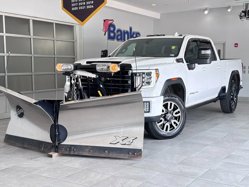 Certified Used 2021 SUMMIT WHITE GMC AT4 image 2
