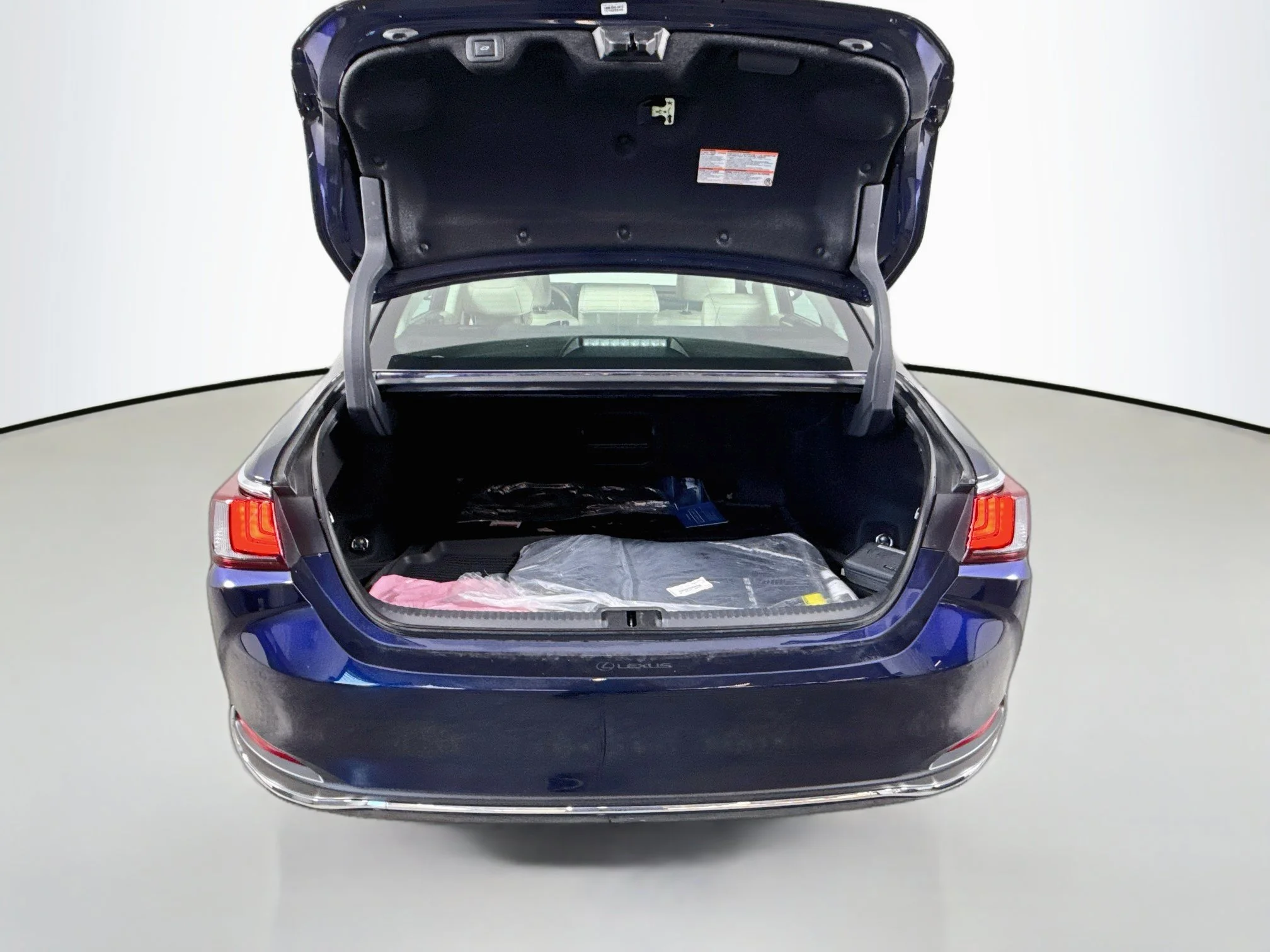 Certified Used 2025 Mica Lexus 300h Ultra Luxury image 25