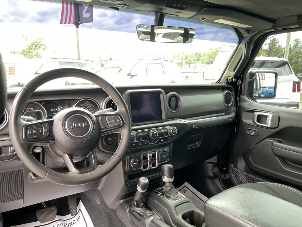 Used 2023 Black Clearcoat Jeep Freedom image 24
