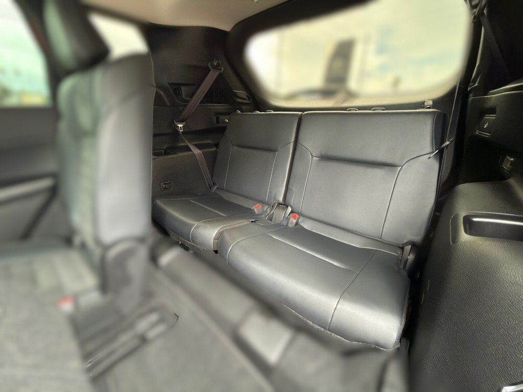 Used 2022 Red Diamond Mitsubishi SE Launch Edition image 11